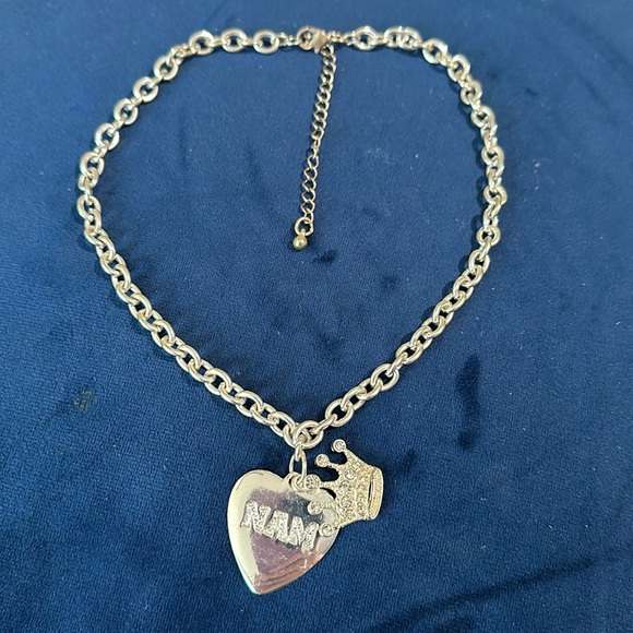 NAM Pageant Necklace. Silver tone heart and rhinestone crown charms - Picture 6 of 8